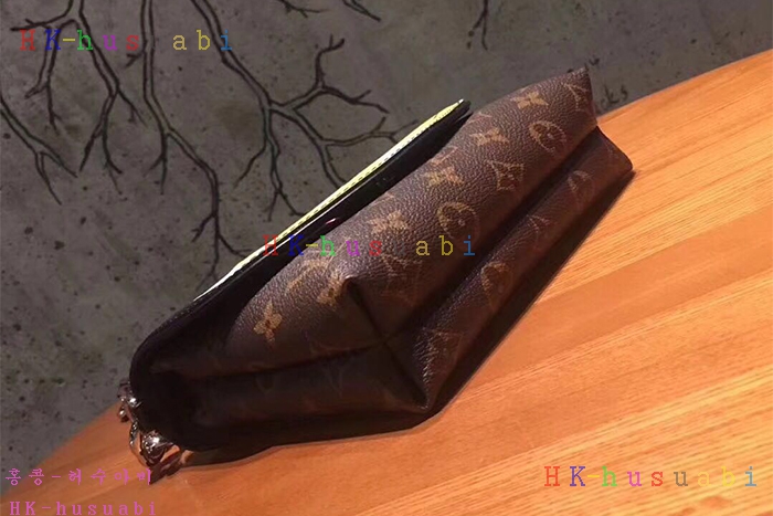 2018 NEW �ֽŻ� ����Ʈ ����Ű M43532