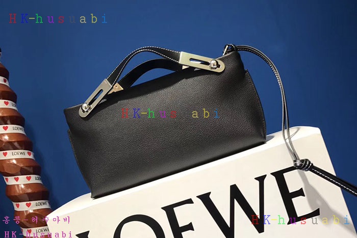 �ڹ̷��� �ڷο��� ������ ��Ʈ�� LW64454