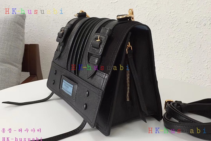 �ڹ̷��ޡ� ����� ��Ƽ�Ϲ� PR1BD093-2