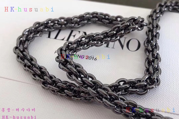 �ڹ̷��ޡ� �߷�Ƽ�� �Ż� ü�ι� V 2A037A-2