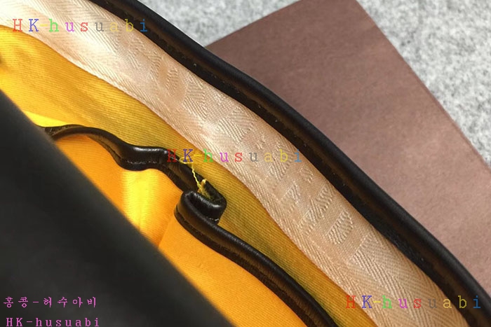 �ڹ̷��ޡ� ���ߵ� �Ż� �޽����� GY 355840-13