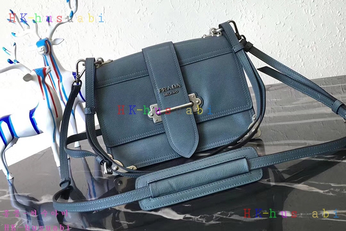 �ڹ̷��ޡ� ����� ī�̿� ����� PR 1BD095 -2