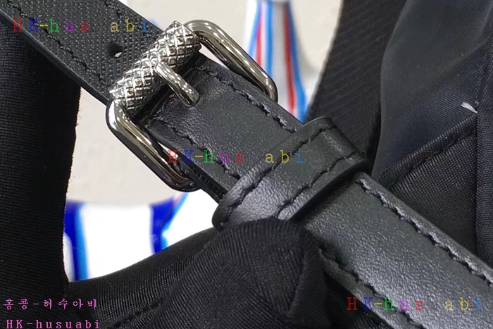 �ڹ̷��ޡ� ����� ���͵� ���� PR 1BZ811-4