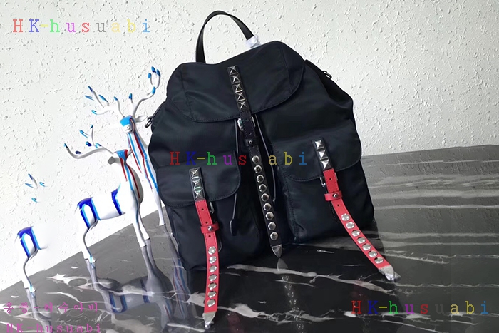 �ڹ̷��ޡ� ����� ���͵� ���� PR 1BZ811