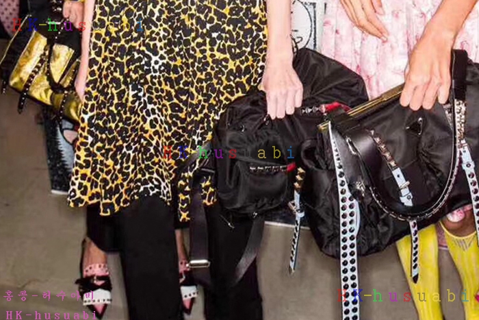 �ڹ̷��ޡ� ����� ���͵� ����� PR 1BD118-5