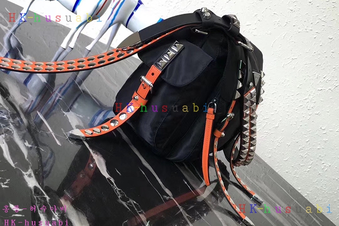 �ڹ̷��ޡ� ����� ���͵� ����� PR 1BD118-2