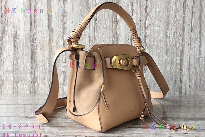 �ڹ̷��ޡڲ��ο� �Ż� ũ�ν��� C 03374-3