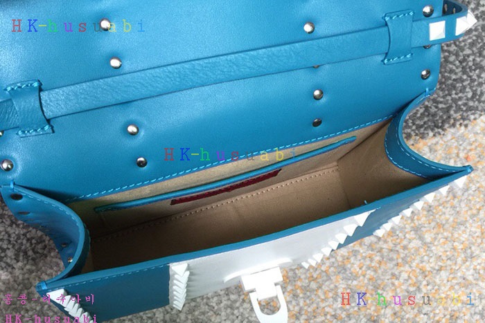 NEW �߷�Ƽ�� �Ż� ũ�ν��� 45380264QB