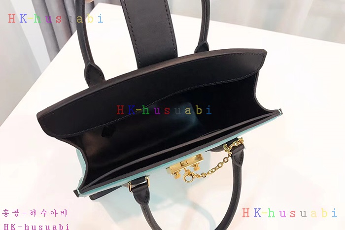 �ڹ̷��ޡ� ���̺��� �Ż� ��Ʈ�� M51654-2