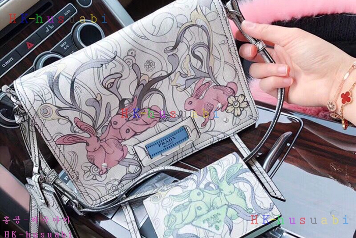 �ڹ̷��ޡ� ����� �Ϸ���Ʈ ��Ƽ�� ����� PR 1BD082