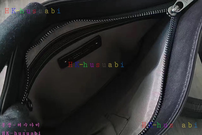 �ڹ̷��ޡ� ���װ�����Ÿ �Ż� ũ�ν��� V0079-2