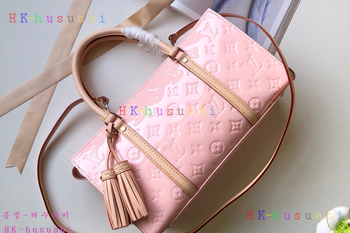 �ڹ̷��ޡڷ��̺��� �׿� Ʈ���̾ޱ� M96052-4