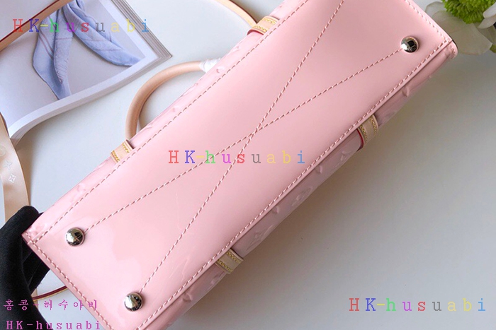 �ڹ̷��ޡڷ��̺��� �׿� Ʈ���̾ޱ� M96052-4