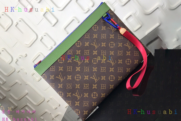 �ڹ̷��ޡڷ��̺��� ���� Ŭ��ġ M61690