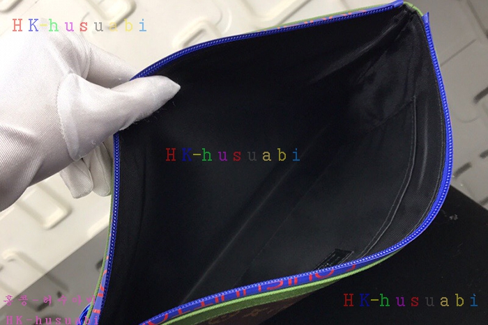 �ڹ̷��ޡڷ��̺��� ���� Ŭ��ġ M61690