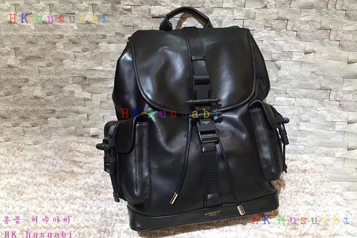 �ڹ̷��ޡ� ����� ���׹��� GV 25584