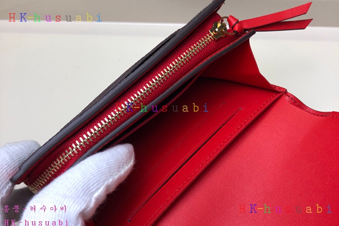 �ڹ̷��ޡ�  ���̺��� ����Ʈ ���� M64587-4