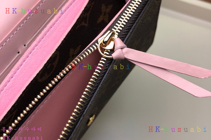 �ڹ̷��ޡ�  ���̺��� ����Ʈ ������ M64585-3