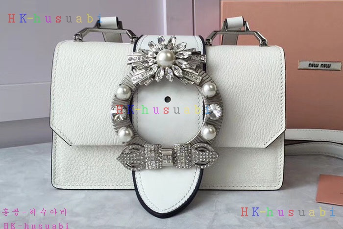 �ڹ̷��ޡ� �̿�̿� ����� �����  MU 5BH609-8