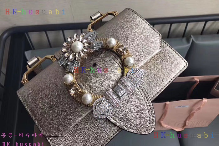 �ڹ̷��ޡ� �̿�̿� ����� �����  MU 5BH609-11