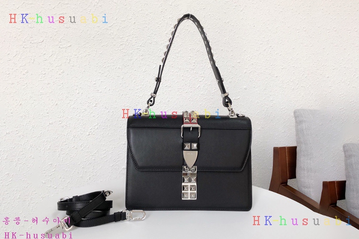 �ڹ̷��ޡ� ����� ���͵� �ΰ�  ����� PR 1BA179