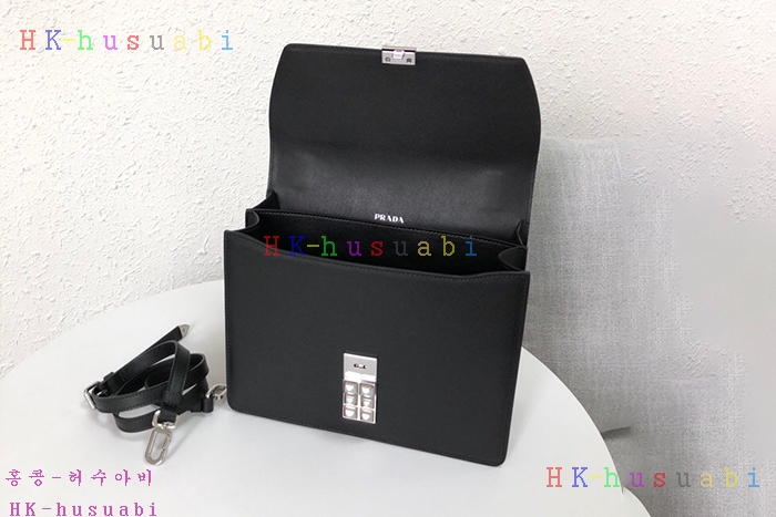 �ڹ̷��ޡ� ����� ���͵� �ΰ�  ����� PR 1BA179