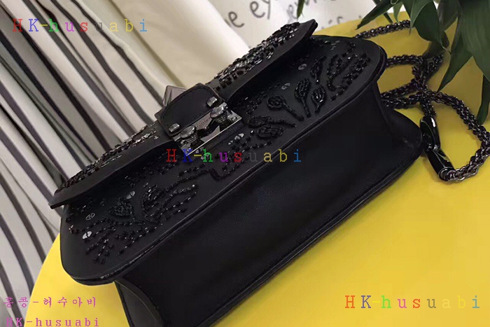 �ڹ̷��ޡ� �߷�Ƽ�� �����͵� ����� V0312