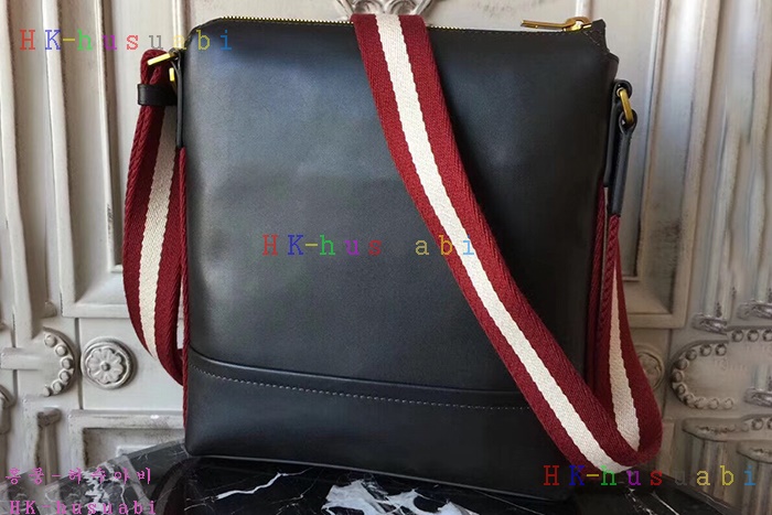 �ڹ̷��ޡ� �߸� ������ ũ�ν��� BL68088