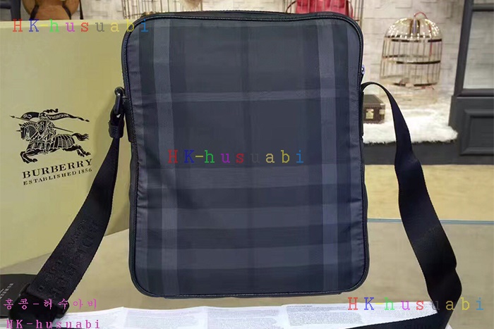 �ڹ̷��ޡ� ������ �Ż� ũ�ν��� BB58066