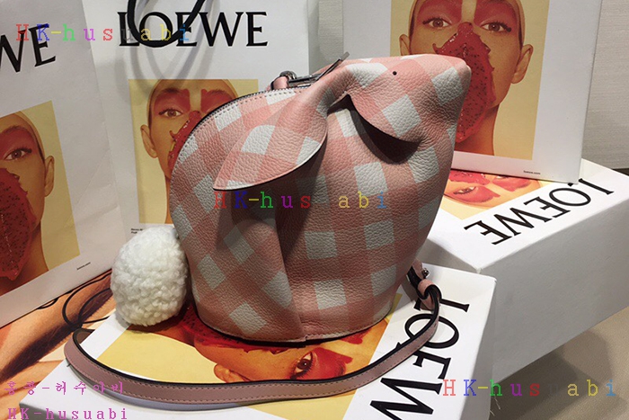 �ڹ̷��ޡ� �ο��� �䳢 ũ�ν��� LW 3650