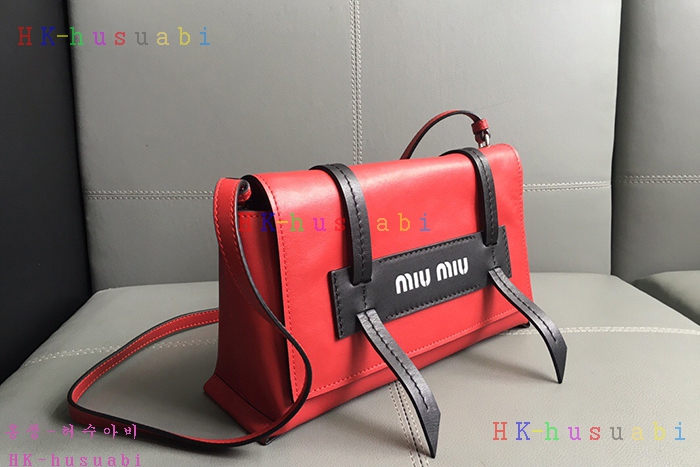 �ڹ̷��ޡ� �̿�̿� �ΰ� �÷� ����� MU 5BD075-5