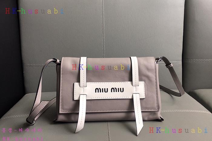 �ڹ̷��ޡ� �̿�̿� �ΰ� �÷� ����� MU 5BD075-2