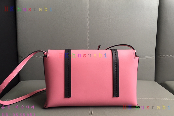 �ڹ̷��ޡ� �̿�̿� �ΰ� �÷� ����� MU 5BD075