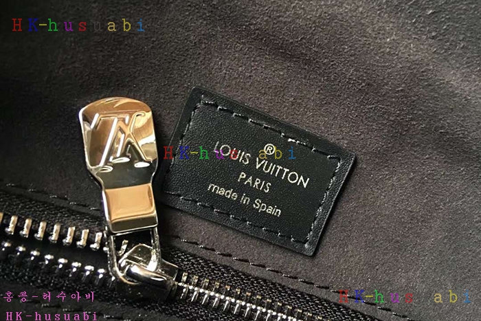 �ڹ̷��ޡ� ���̺��� ������ ũ�ν��� M53404-2