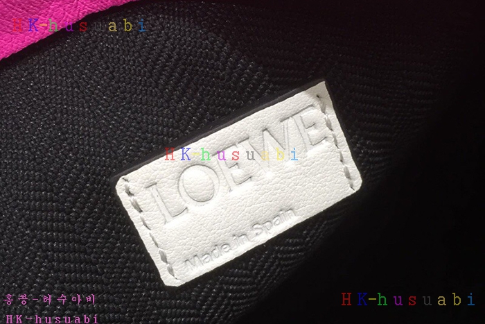 �ڹ̷��ޡ� �ο��� �Ż� Ŭ��ġ�� LW 88529