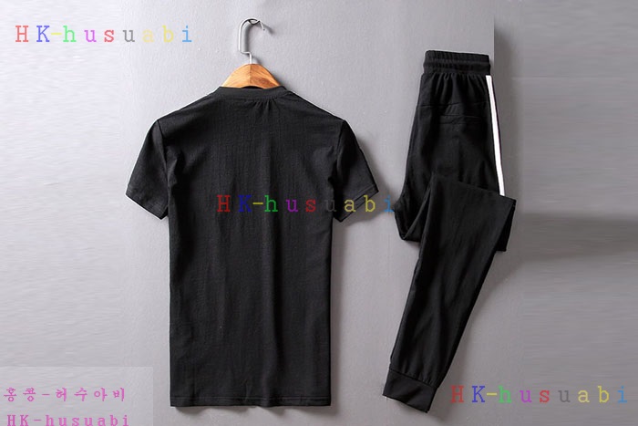 NEW ���� ������ �򸮴׼�Ʈ GU 555493