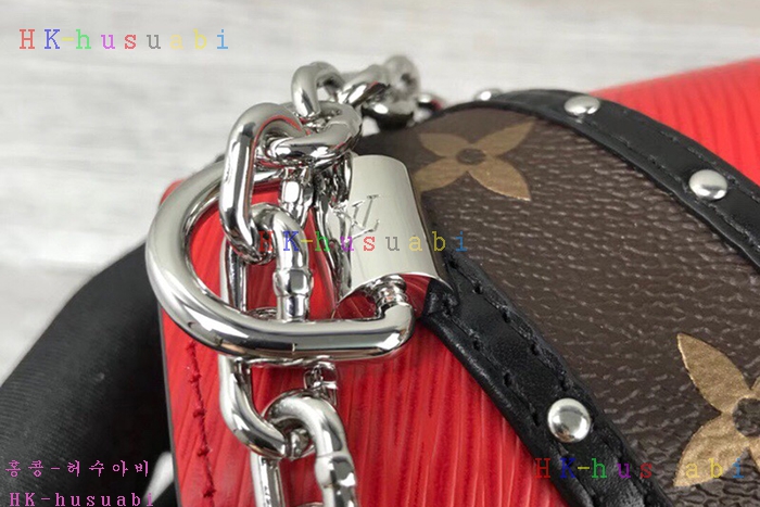 �ڹ̷��ޡ� ���̺��� Ʈ����Ʈ�� M50282V-2