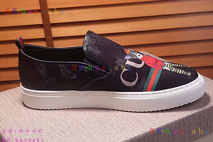 NEW 2018SS ���� ������ ����Ŀ�� GU644517