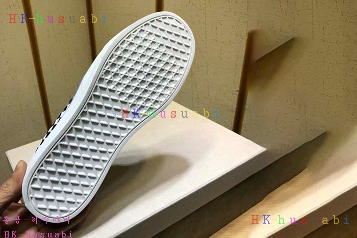 NEW 2018SS �߸� ������ ����Ŀ�� B 57841