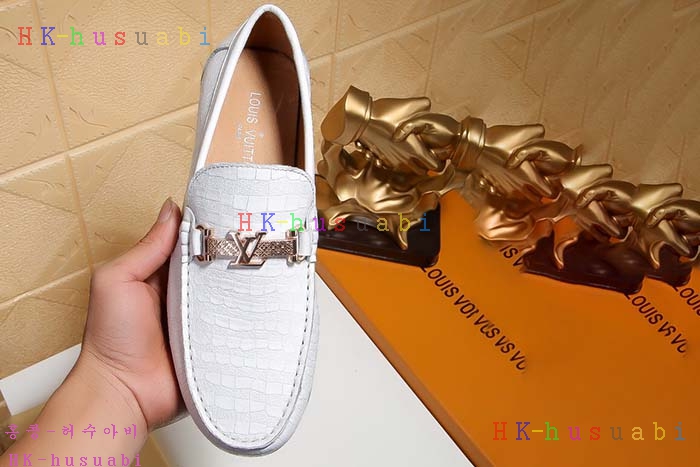 NEW 2018SS ���̺��� ������ ����Ŀ�� LV777414