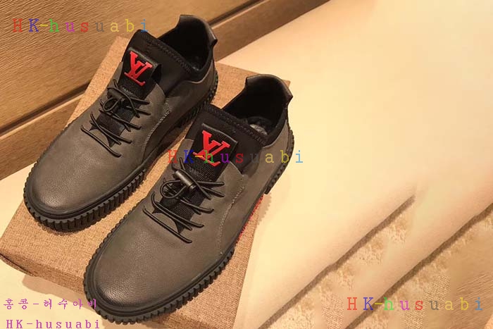 NEW 2018SS ���̺��� ������ ����Ŀ�� LV778412