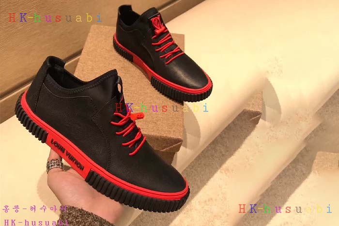 NEW 2018SS ���̺��� ������ ����Ŀ�� LV778413