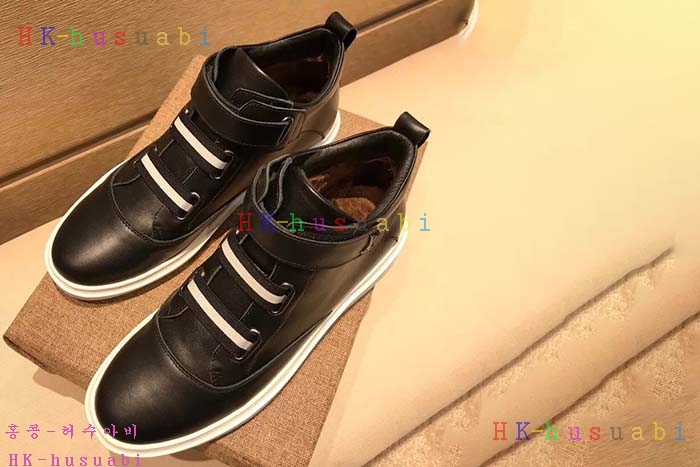 NEW 2018SS ���̺��� ������ ����Ŀ�� LV778414