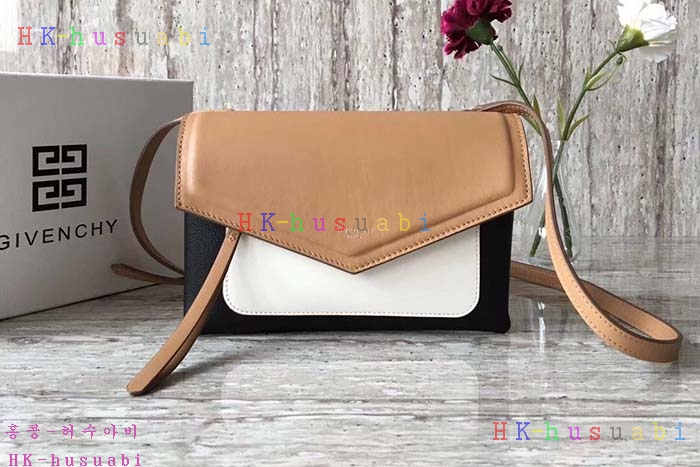 2017F/W �Ż� ����� ������ ũ�ν� �� GV779922-1 