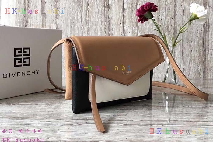 2017F/W �Ż� ����� ������ ũ�ν� �� GV779922-1 