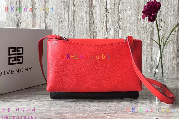 2017F/W �Ż� ����� ������ ũ�ν� �� GV779922-5