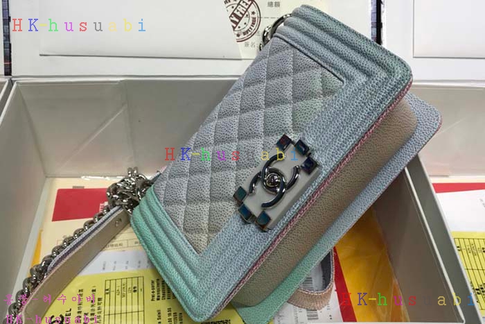 �ڹ̷��ޡ� 2018SS ���� ���̹� CH 67085-2