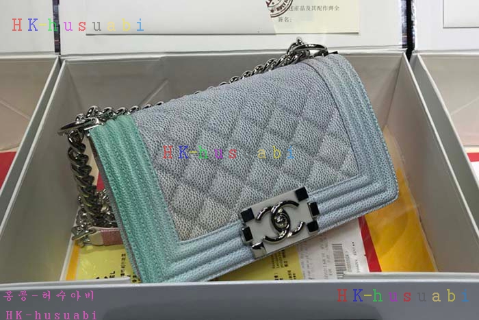 �ڹ̷��ޡ� 2018SS ���� ���̹� CH 67085-2