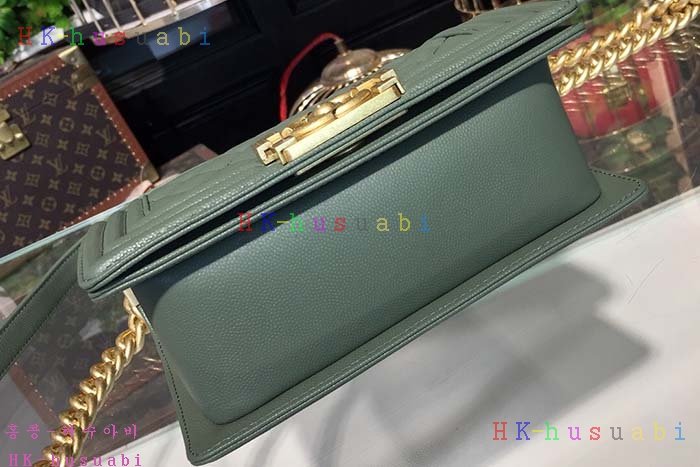 �ڹ̷��ޡ� 2018SS ���� ���̹�  CH A67085