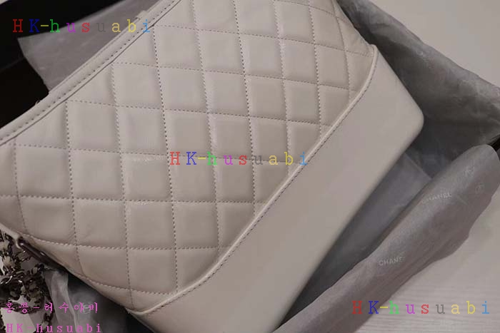 �ڹ̷��ޡ� 2018SS ���� ���긮�� ȣ���� �̵� CH A93824